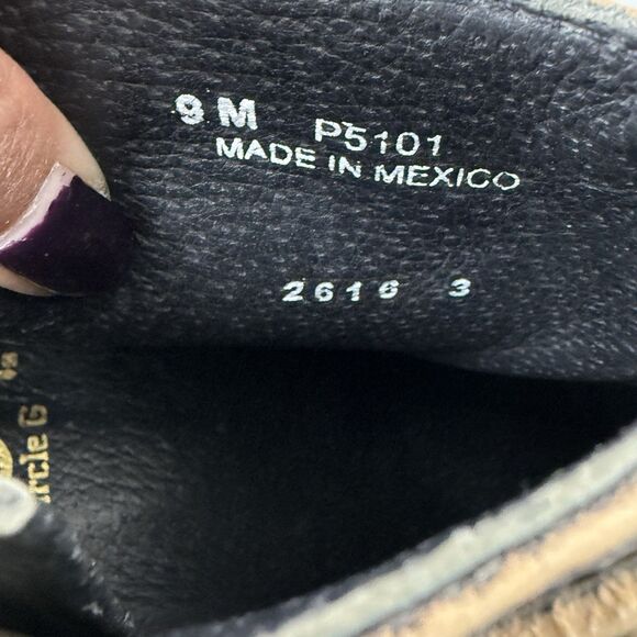 Circle G by Corral Distressed Western Bootie Harness Concho Buckle Cowgirl Sz 9M - Picture 9 of 12